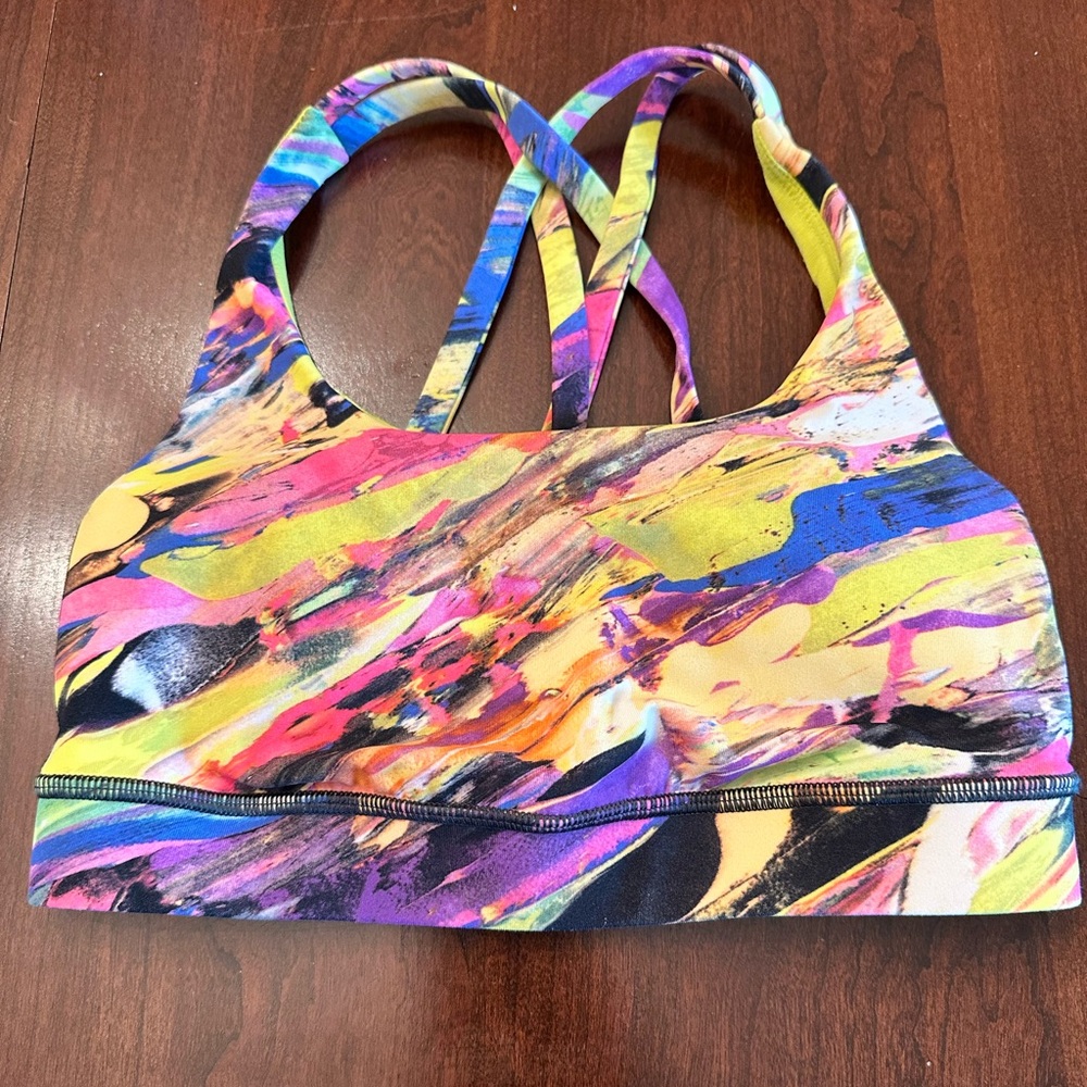 EUC Lululemon sports bra size 2